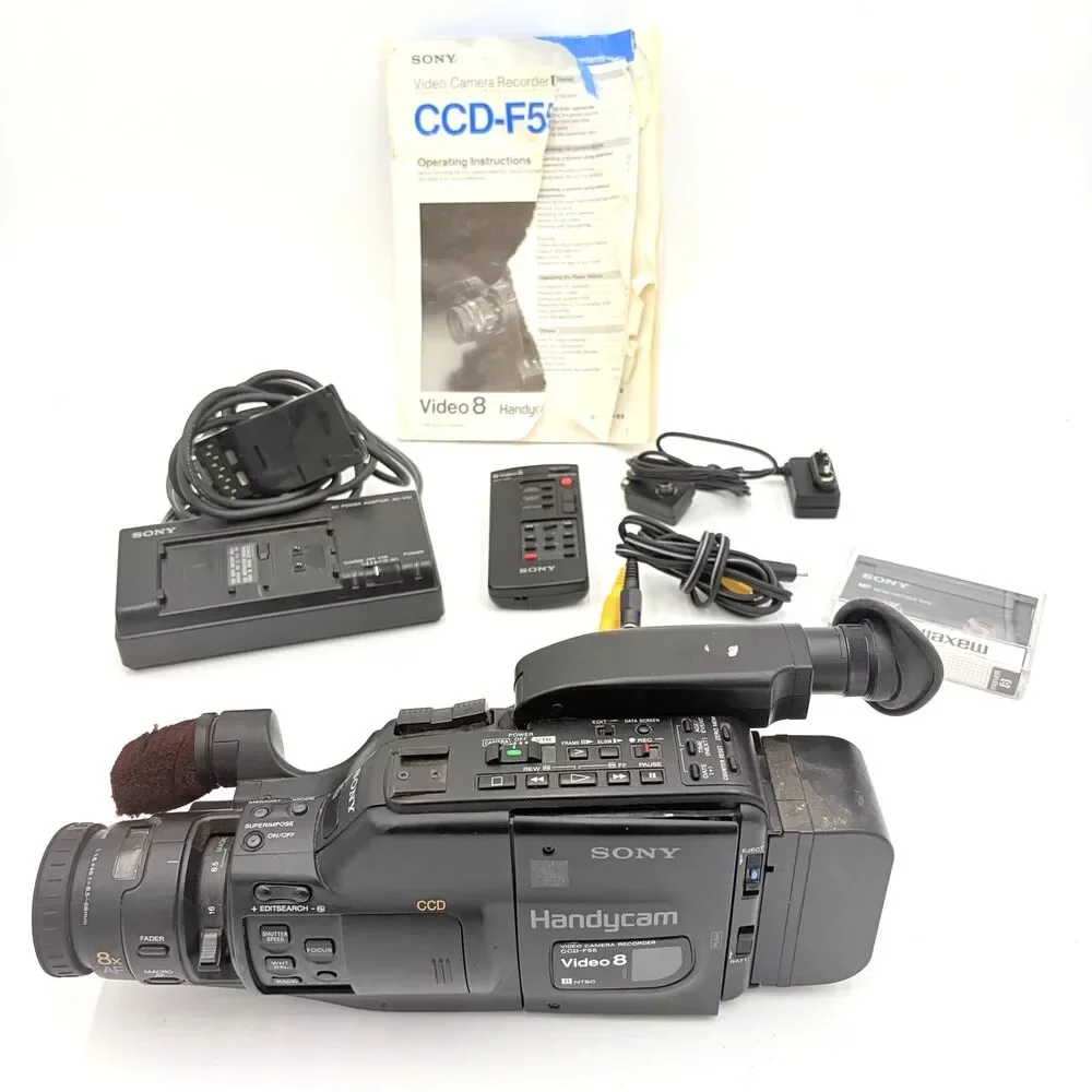 Sony CCD-F55 Video8 Handycam Camcorder w/ Charger Remote Manual Tape AS-IS Parts